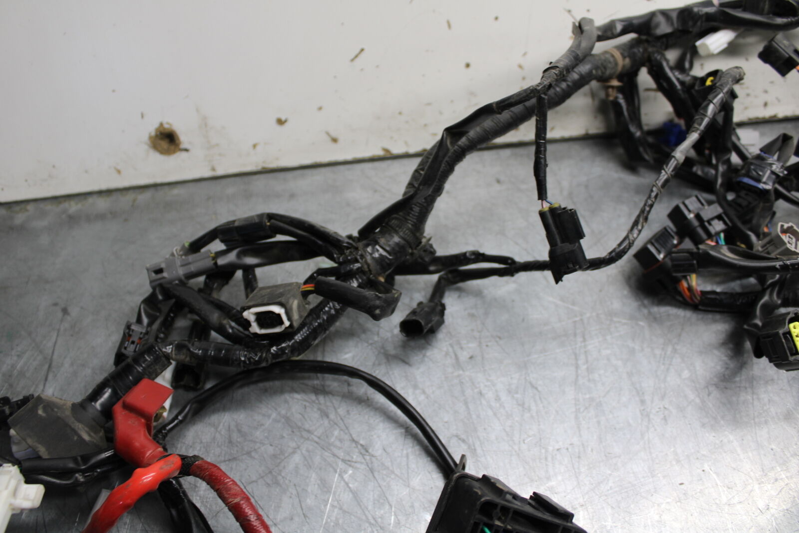 22-24 YAMAHA XSR900 MAIN ENGINE WIRING HARNESS MOTOR WIRE LOOM BB710