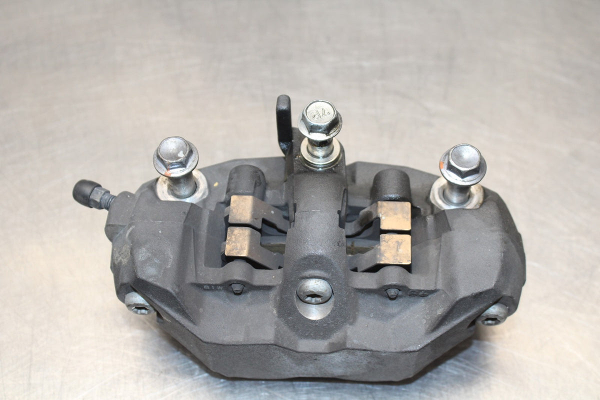 08-10 SUZUKI GSXR 600 RIGHT LEFT FRONT BRAKE CALIPER SET PAIR CALIPERS BB835