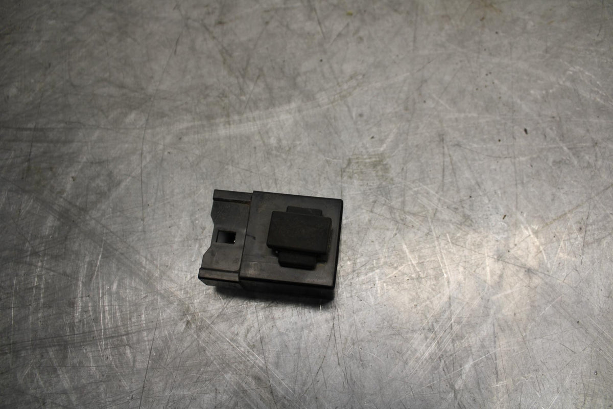 17-19 YAMAHA FZ09 FUEL PUMP SWITCH BB480