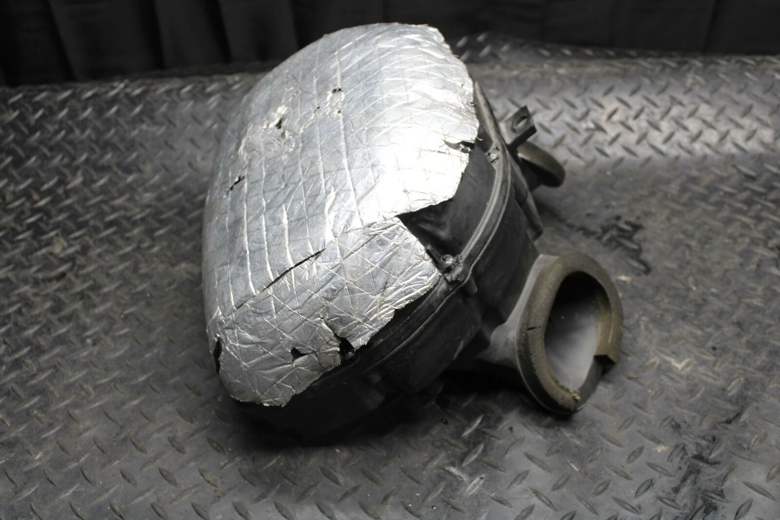 09-11 SUZUKI GSXR1000 AIRBOX AIR INTAKE FILTER BOX BB205