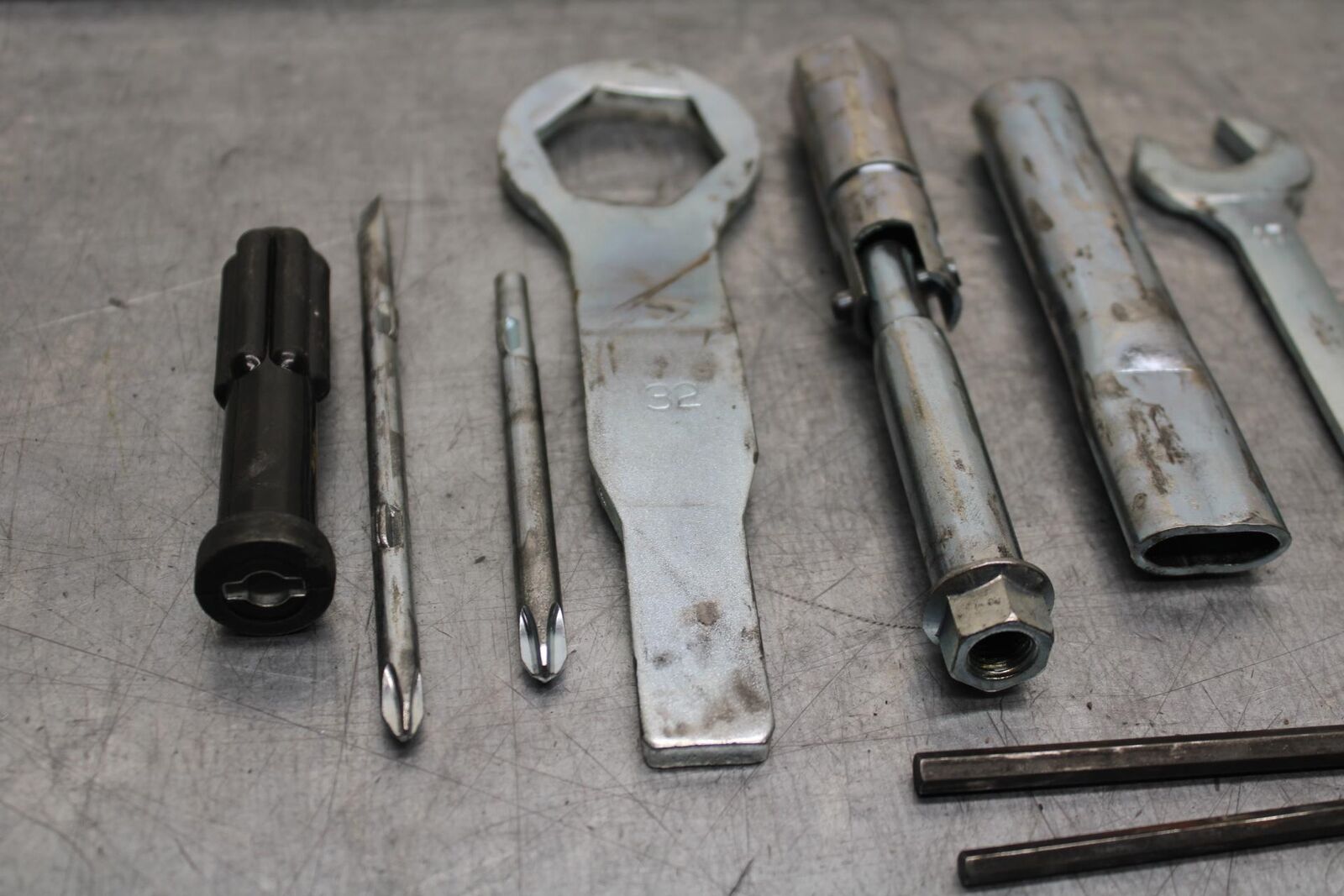 09-12 KAWASAKI NINJA ZX6R ZX600R STOCK TOOLS TOOL BAG KIT SET 56007-0052 BB617