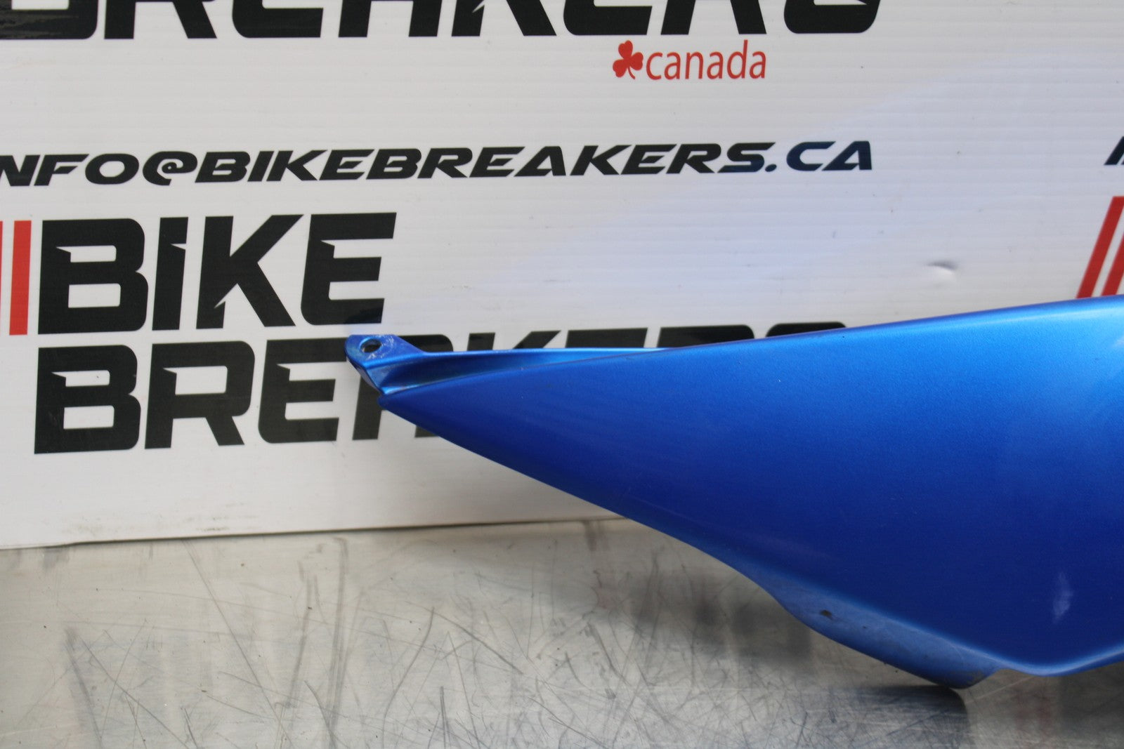 09-10 KAWASAKI ER-6N LEFT REAR BACK TAIL FAIRING COWL SHROUD BB205