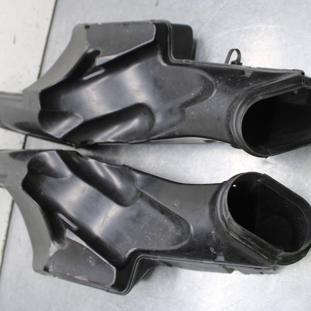 06-07 SUZUKI GSXR750 RIGHT LEFT AIR INTAKE DUCTS BB645
