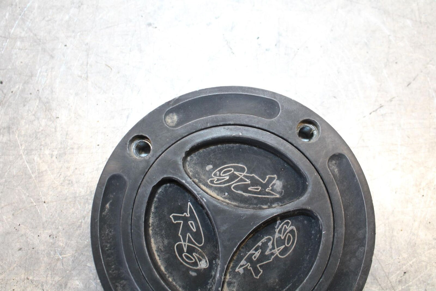 1998 Yamaha YZF R1 AFTERMARKET FUEL TANK GAS CAP BB53