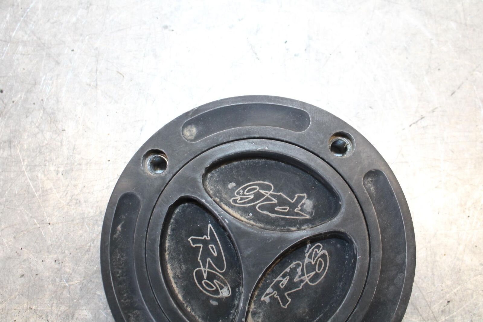 1998 Yamaha YZF R1 AFTERMARKET FUEL TANK GAS CAP BB53