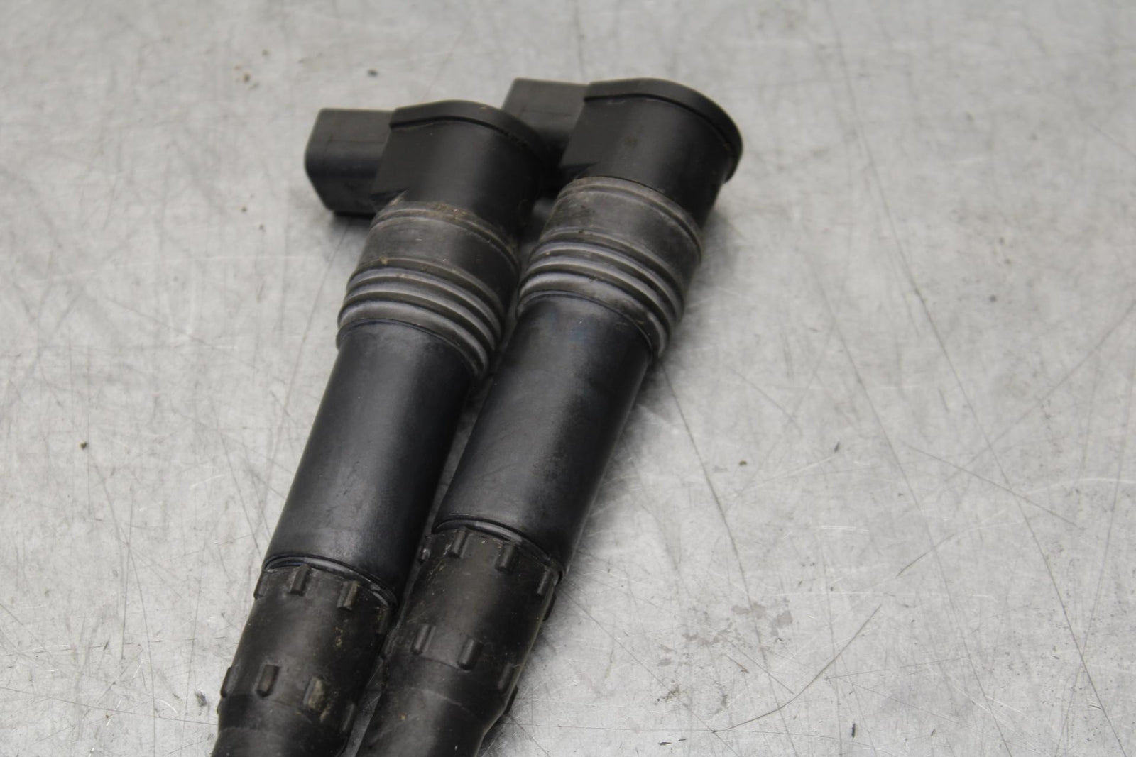 2014 Kawasaki Ninja 650 EX650E IGNITION COILS SPARK PLUG CAPS 21171-0028 BB569