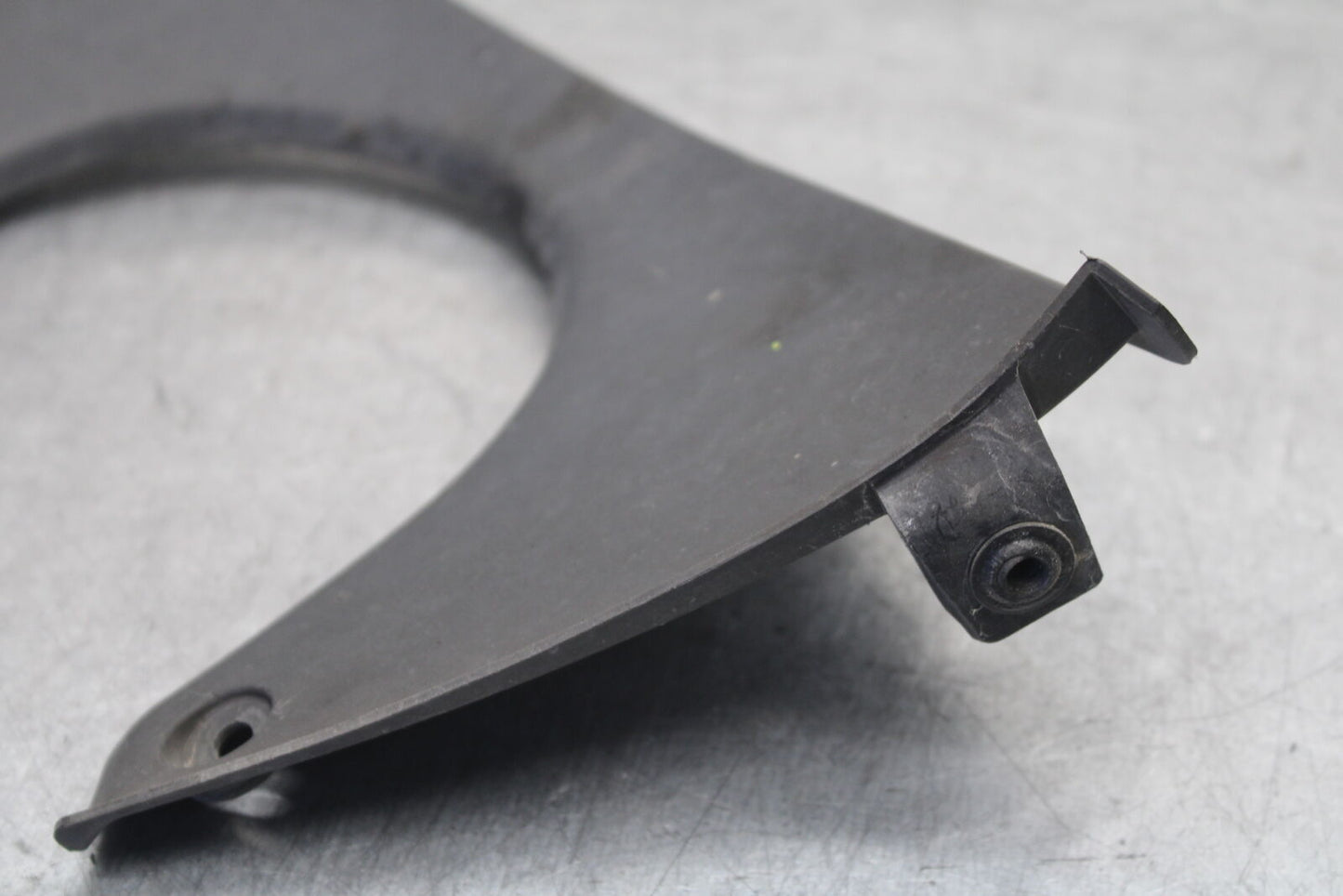 09-12 KAWASAKI NINJA ZX6R FRONT LOWER INNER EXHAUST V FAIRING COWL GUARD BB698