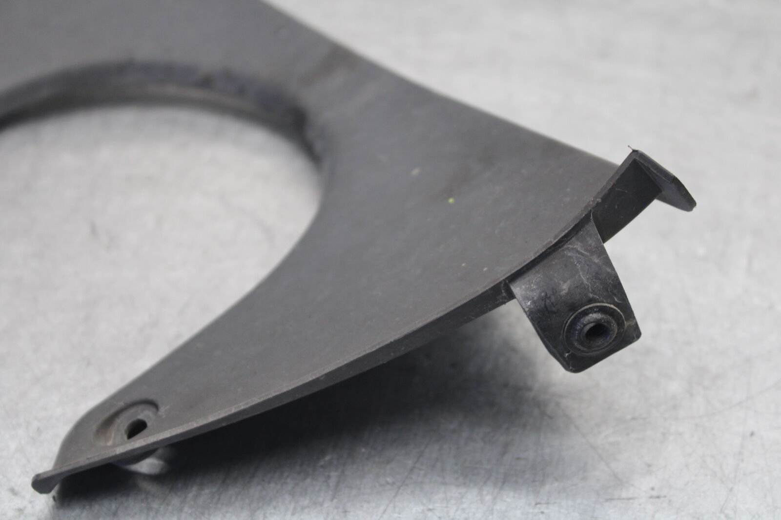 09-12 KAWASAKI NINJA ZX6R FRONT LOWER INNER EXHAUST V FAIRING COWL GUARD BB698