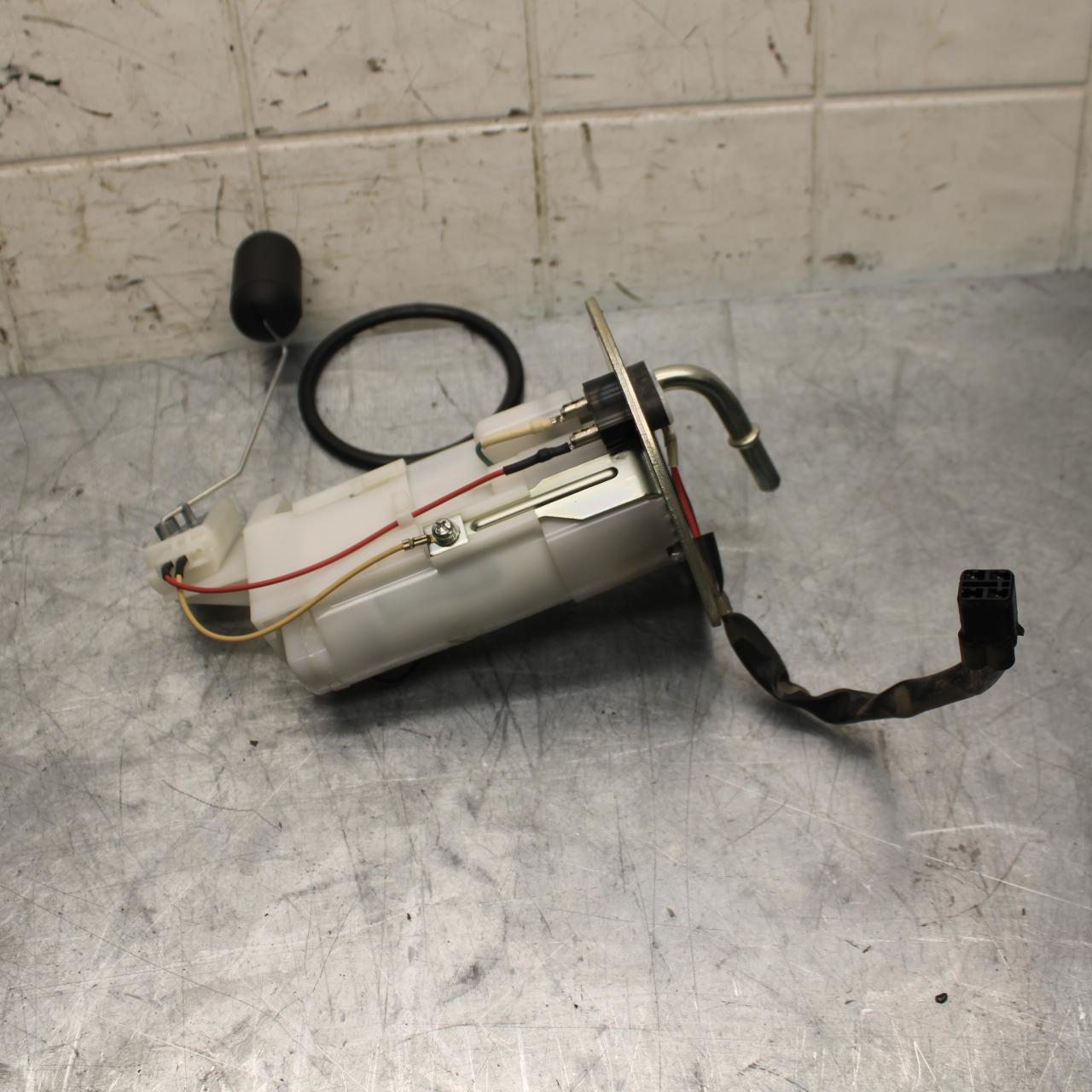 17 KAWASAKI VERSYS_X 300 FUEL PUMP GAS PETROL SENDER UNIT BB504