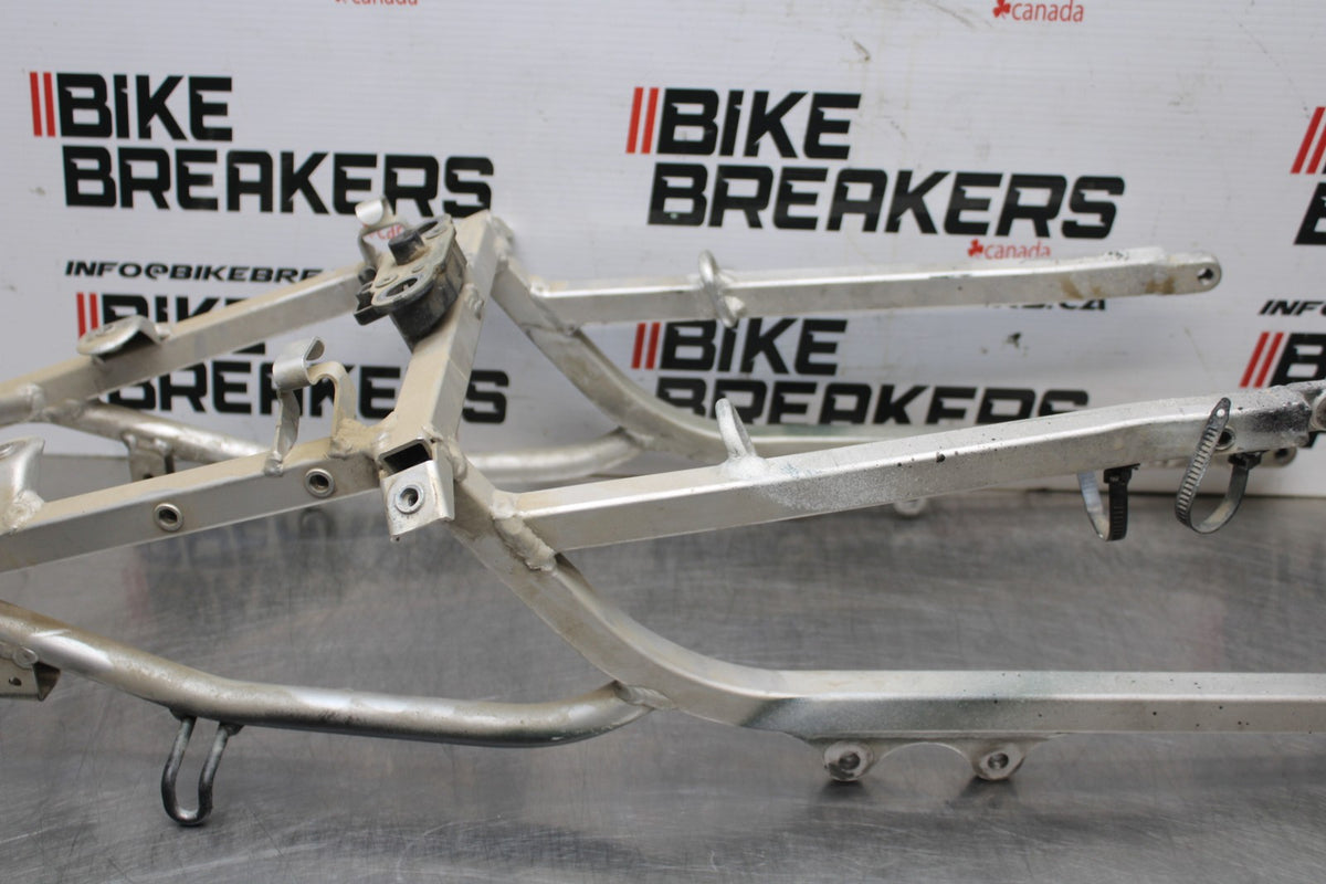 01-03 SUZUKI GSXR600 REAR SUBFRAME BACK SUB FRAME BB841