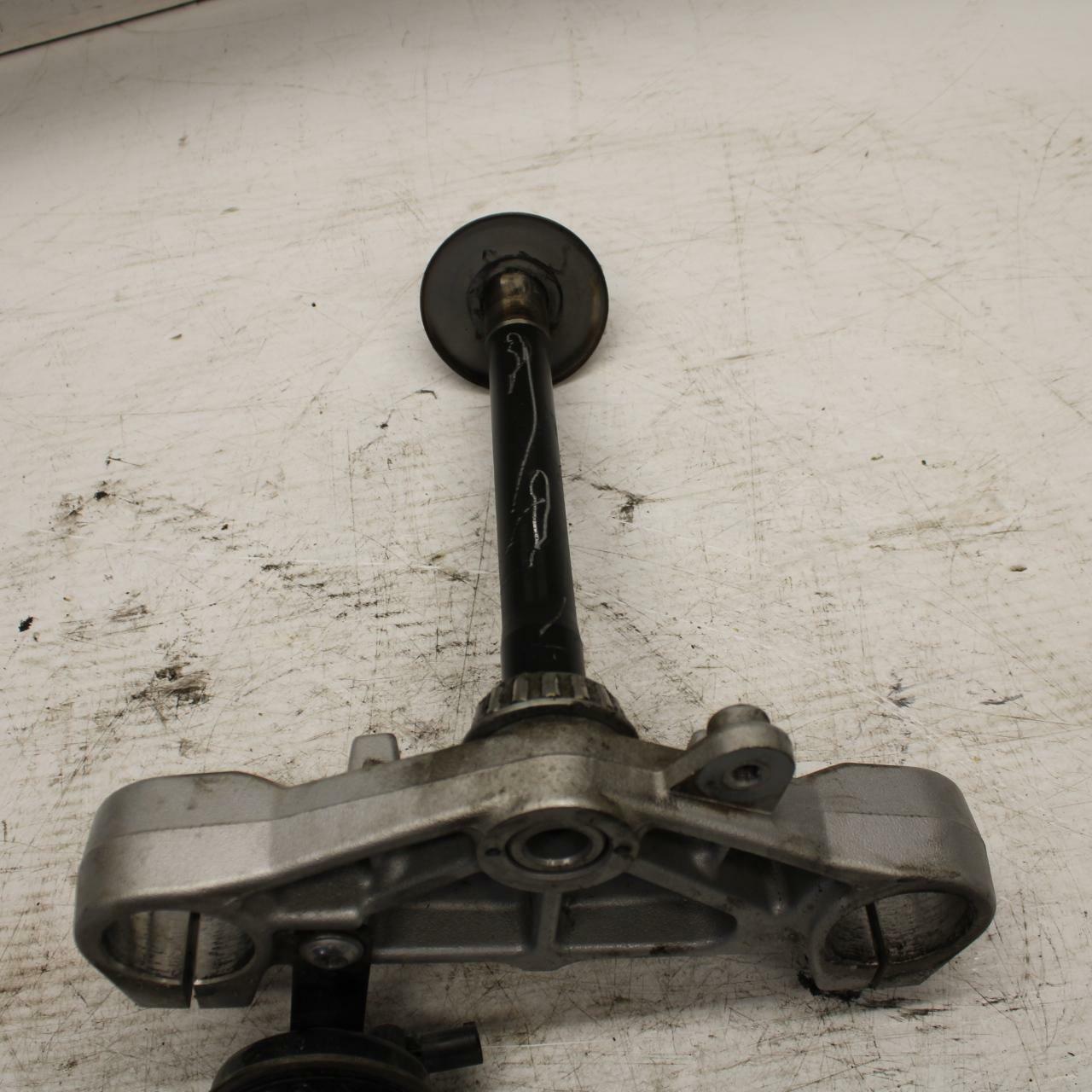 06-12 BMW F800ST FRONT FORKS CLAMP LOWER TRIPLE TREE STEM BB291