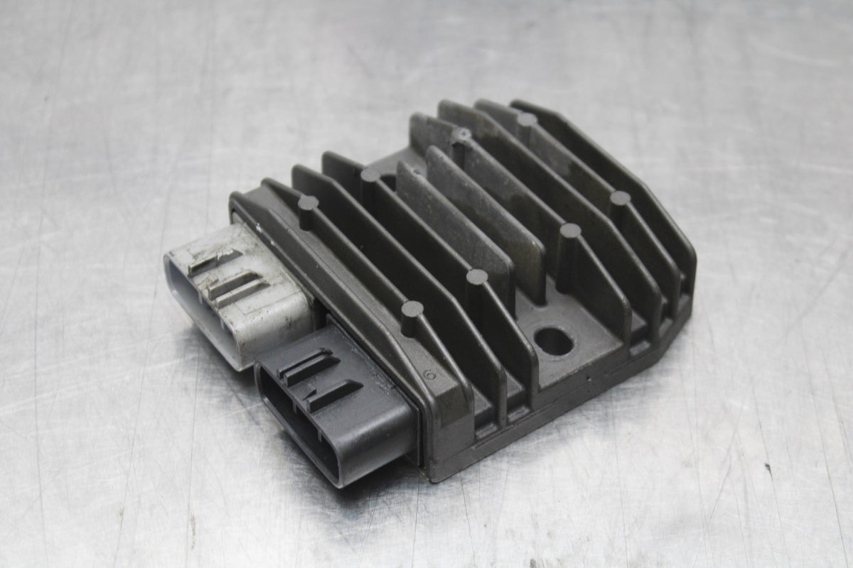 12-14 BMW S1000RR RECTIFIER VOLTAGE REGULATOR BB204
