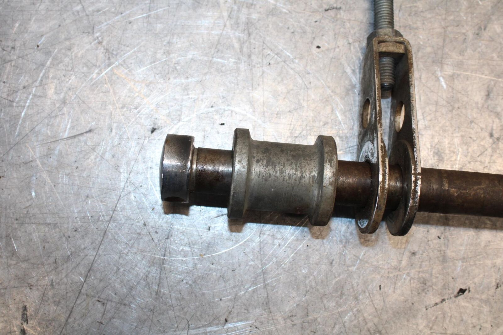 1974 Yamaha RD350 REAR AXLE BACK WHEEL RIM PIVOT BOLT AXEL BB53