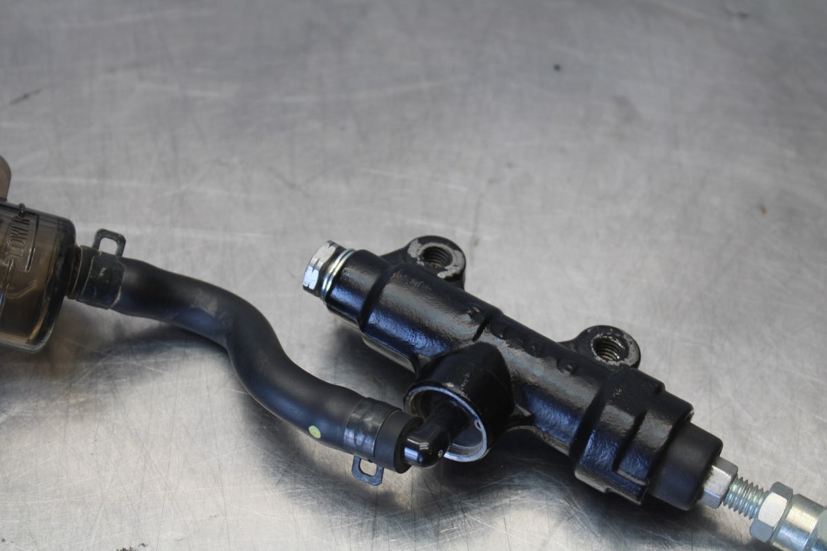 20 TRIUMPH STREET TRIPLE 765 REAR BACK BRAKE MASTER CYLINDER W RESERVOIR BB864