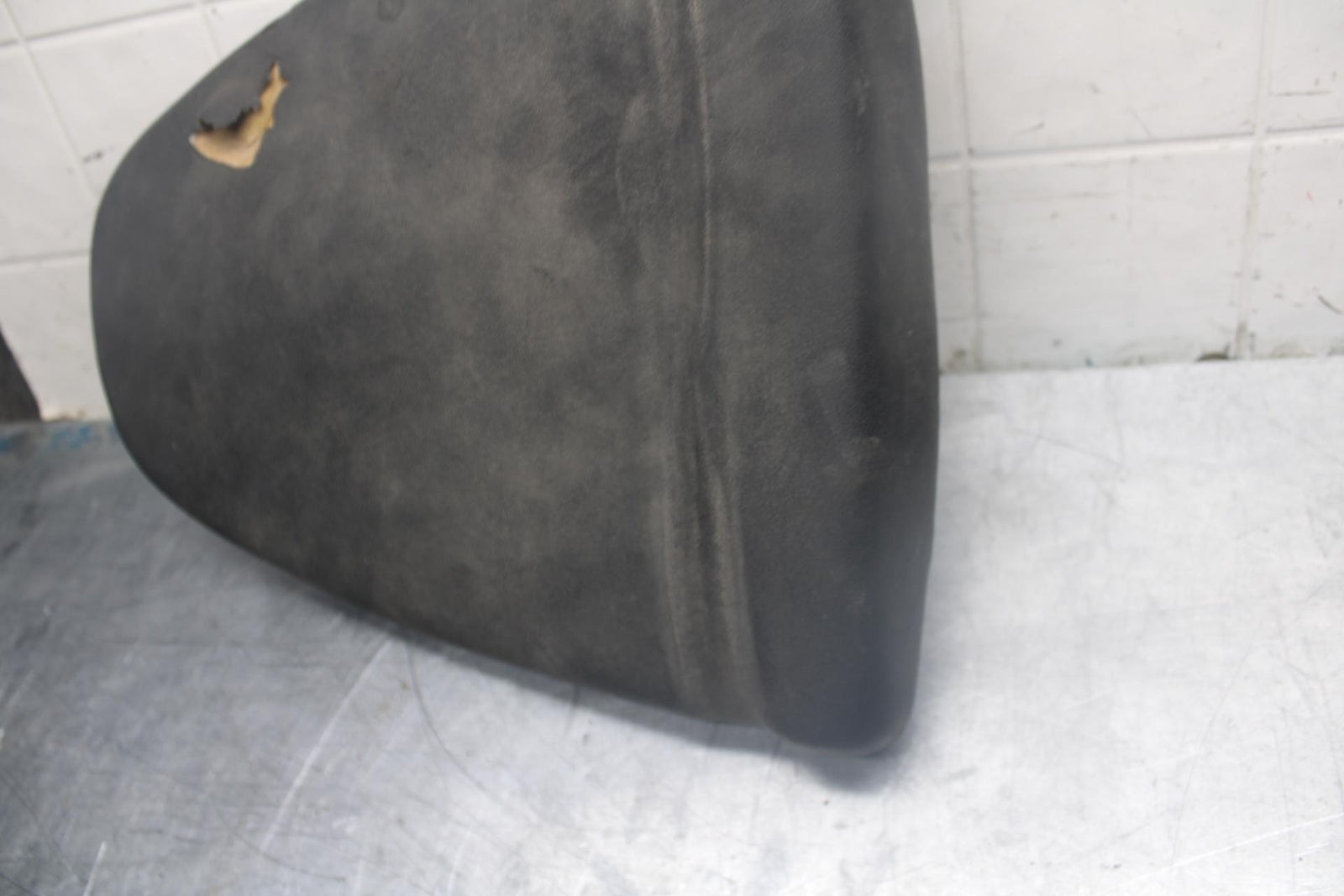 97-98 SUZUKI GSXR 600 SRAD REAR PASSENGER TANDEM SEAT PAD SADDLE PILLION BB455