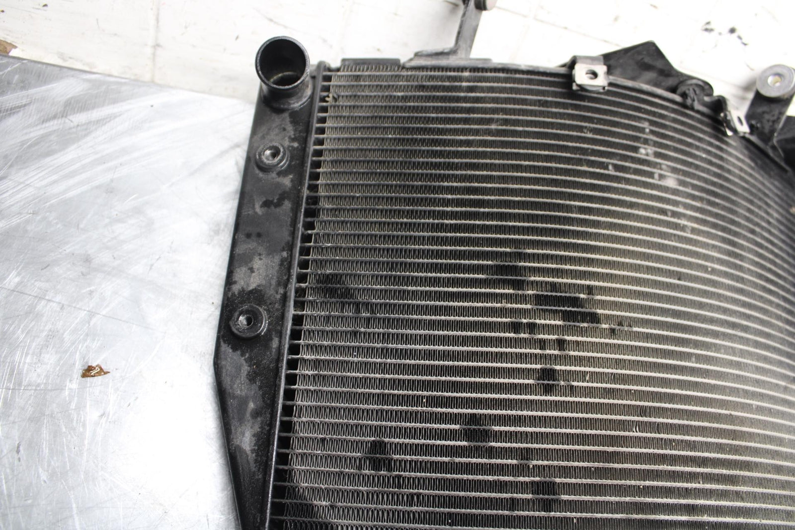 07 YAMAHA YZF R6 ENGINE RADIATOR COOLER COOLING RADIATER 2C0-12461-00-00 BB495