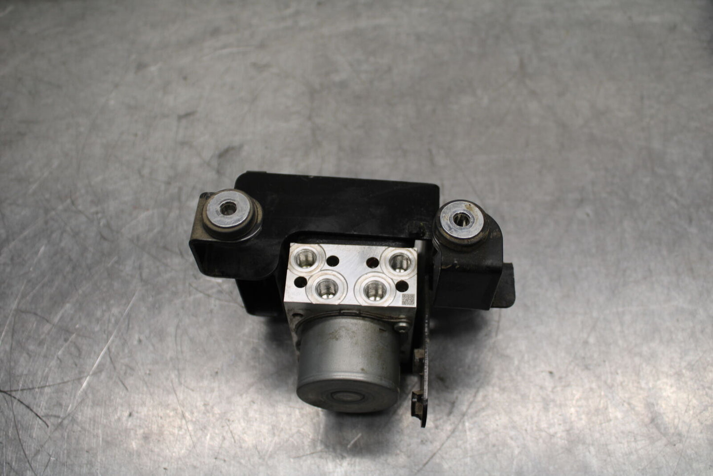 19-24 YAMAHA R3 ABS PUMP UNIT MODULE BB736