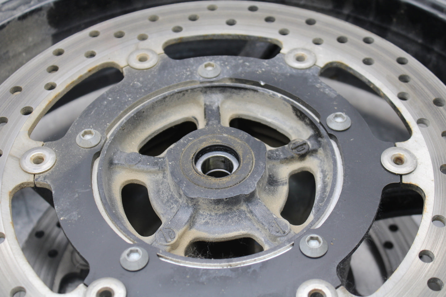09-15 YAMAHA FZ6R FRONT WHEEL FRONT RIM & ROTORS BB161