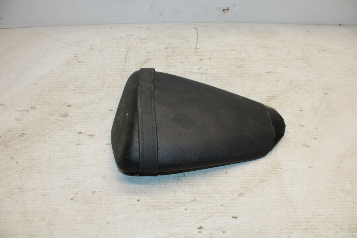13-18 KAWASAKI NINJA ZX6R REAR BACK PASSENGER TANDEM SEAT PAD SADDLE PILLION BB3