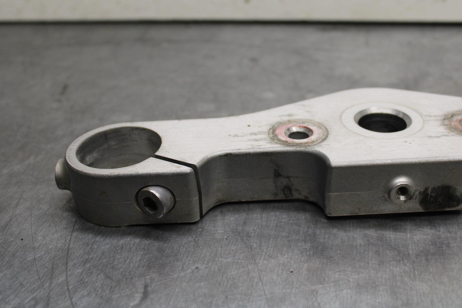 03-08 KAWASAKI VULCAN 1600 FORKS UPPER TRIPLE TREE CLAMP BB754