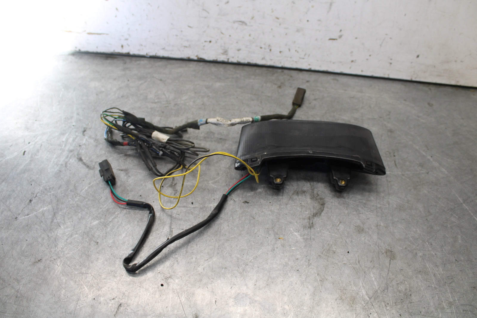 07-08 TRIUMPH DAYTONA 675 AFTERMARKET REAR TAIL TAILLIGHT BACK BRAKE LIGHT BB685
