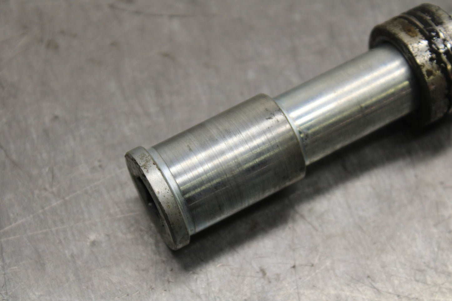 12-17 KAWASAKI NINJA 650 FRONT WHEEL RIM AXLE PIVOT BOLT BB129