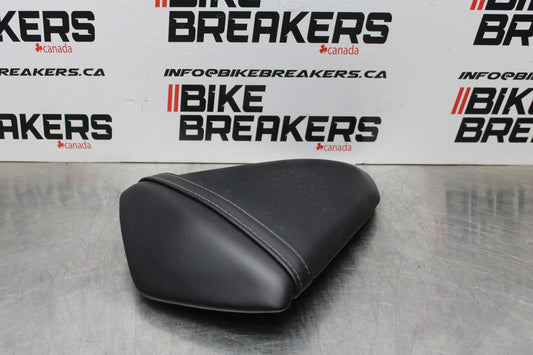 13-17 KAWASAKI NINJA 300 EX300 ABS REAR BACK PASSENGER SEAT PAD SADDLE BB187