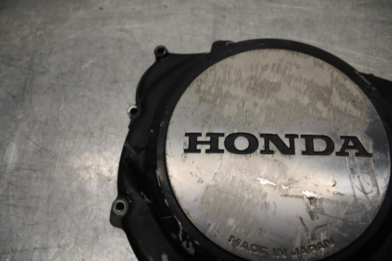 1983 Honda V45 Magna VF750C CLUTCH SIDE ENGINE MOTOR COVER 11330-MB0-770 BB91