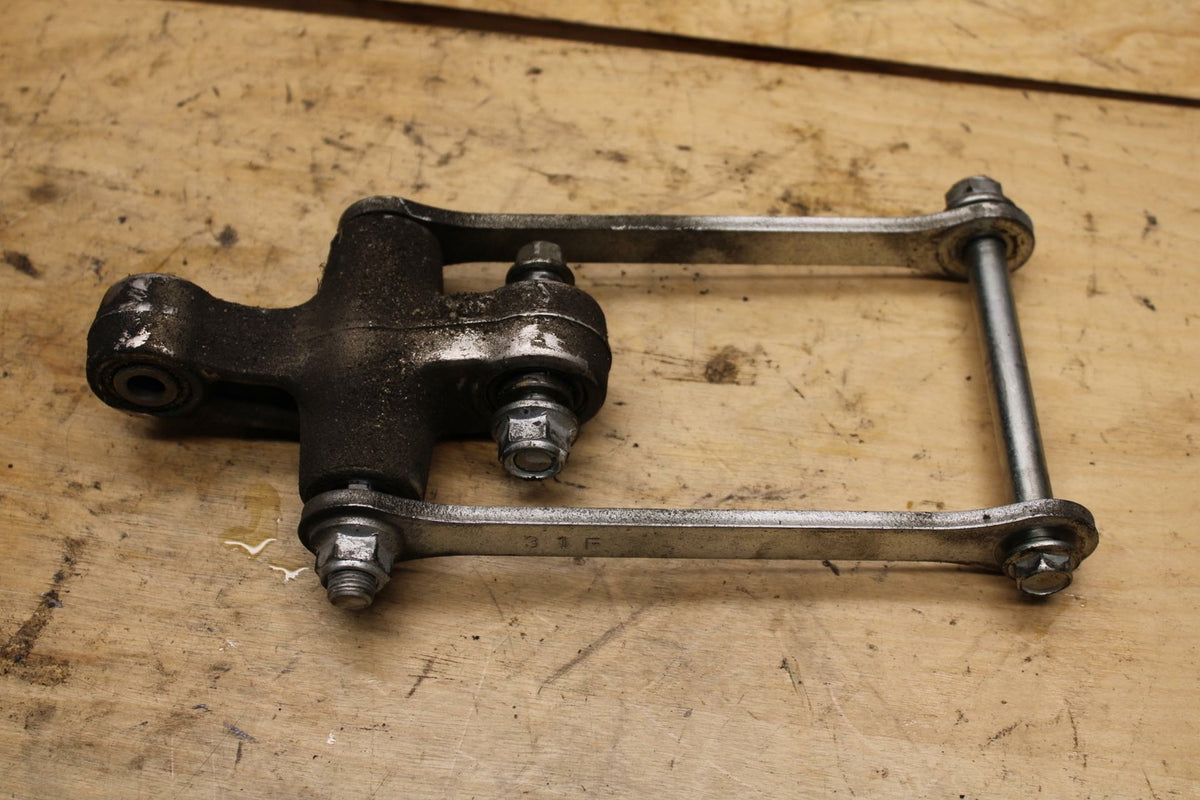 07-12 SUZUKI BANDIT 650S REAR DOGBONE SHOCK LINKAGE LINK BB328