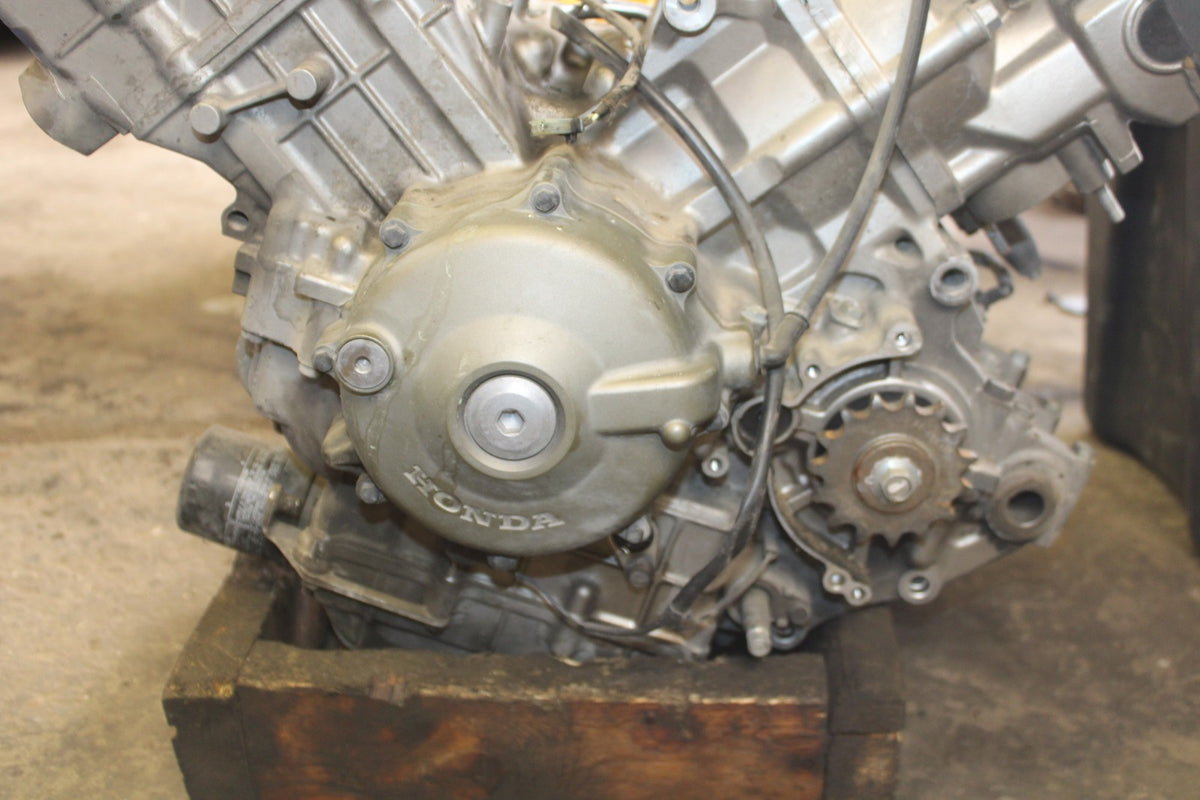 98-05 HONDA SUPER HAWK 1000 VTR1000F ENGINE MOTOR BB924
