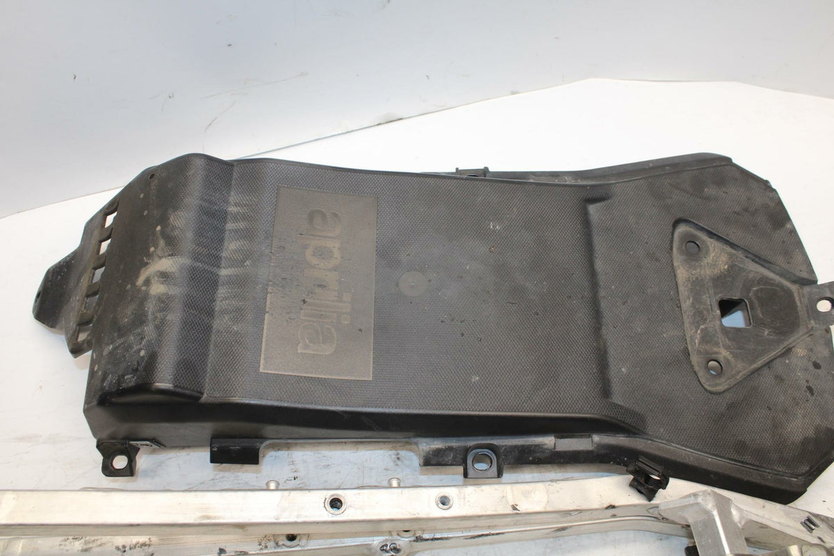 10-11 APRILIA RSV4 REAR SUBFRAME BACK SUB FRAME W UNDER TRAY  BB268