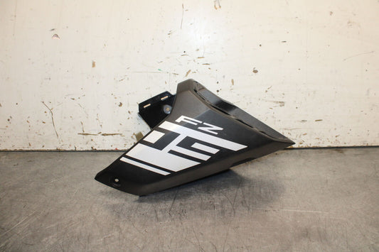 14-17 YAMAHA FZ09 RIGHT FRONT UPPER MID SIDE FAIRING COWL PLASTIC BB111