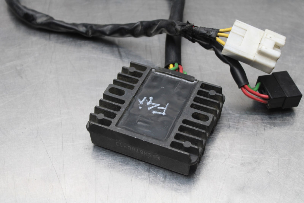 01-06 HONDA CBR600F4I RECTIFIER VOLTAGE REGULATOR BB778