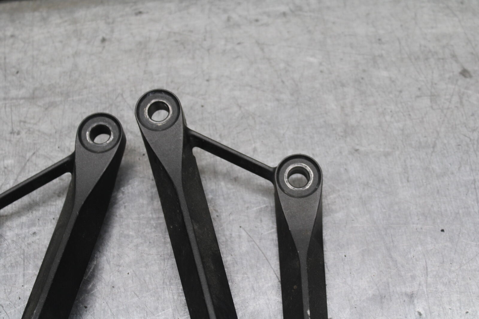 12-13 KAWASAKI Z1000 REAR BACK PASSENGER PEG SET PAIR BB743