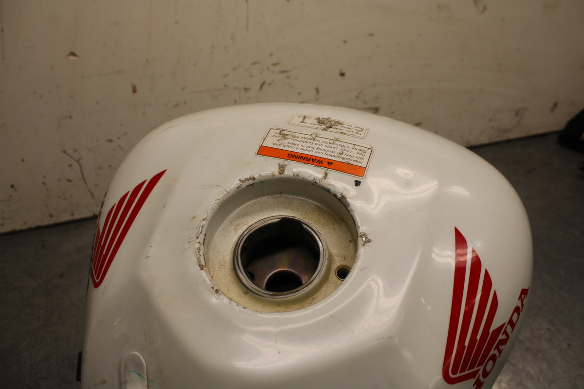 15-16 HONDA CB300F GAS TANK FUEL CELL PETROL RESERVOIR BB740