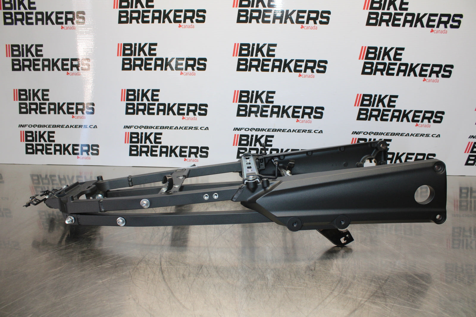 23-24 KAWASAKI NINJA ZX14R NEW!! REAR SUBFRAME BACK SUB FRAME BB153