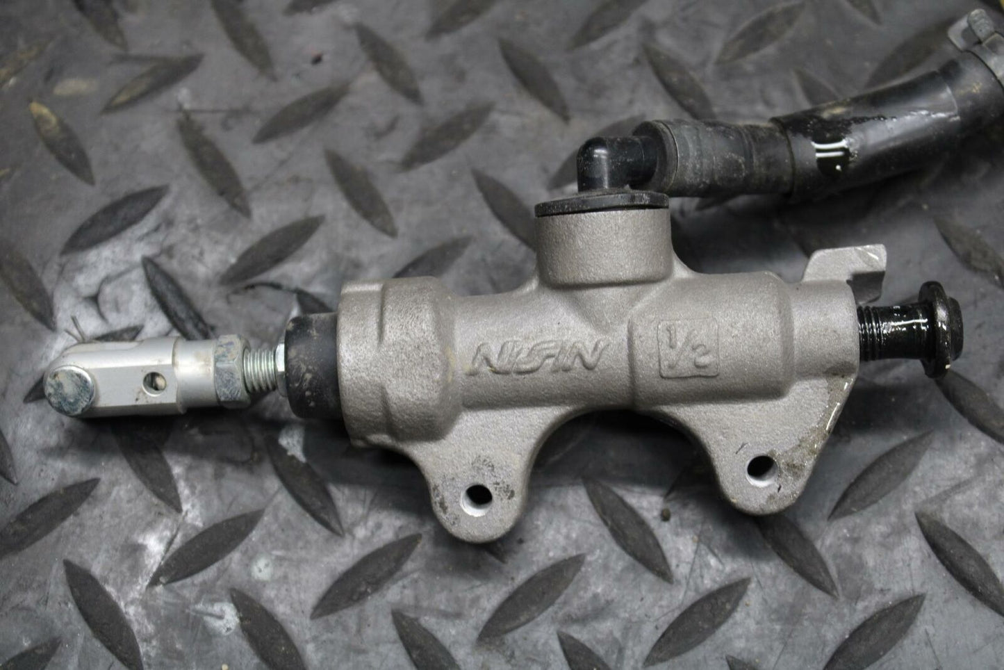 08-16 YAMAHA YZF R6 REAR BRAKE MASTER CYLINDER W RESERVOIR 2C0-2583V-01-00 BB209