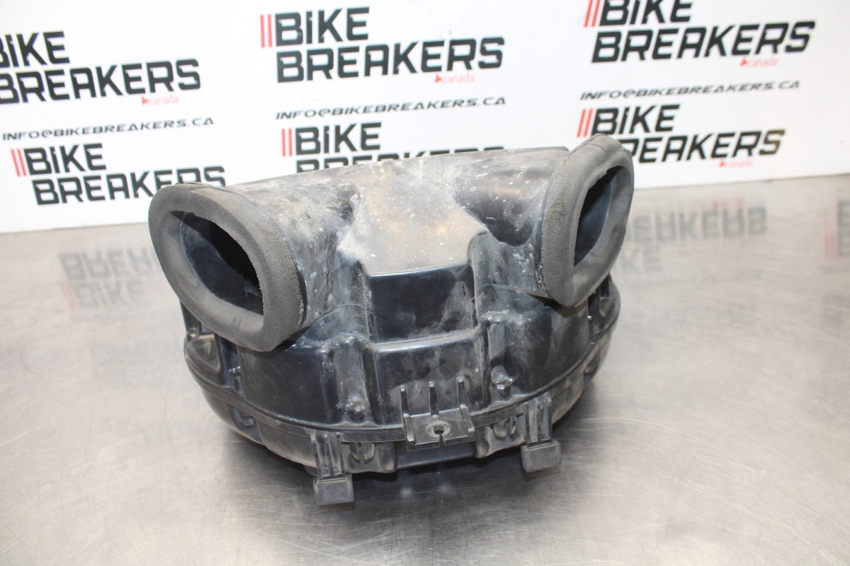 06-07 SUZUKI GSXR 600 AIRBOX AIR INTAKE FILTER BOX BB863