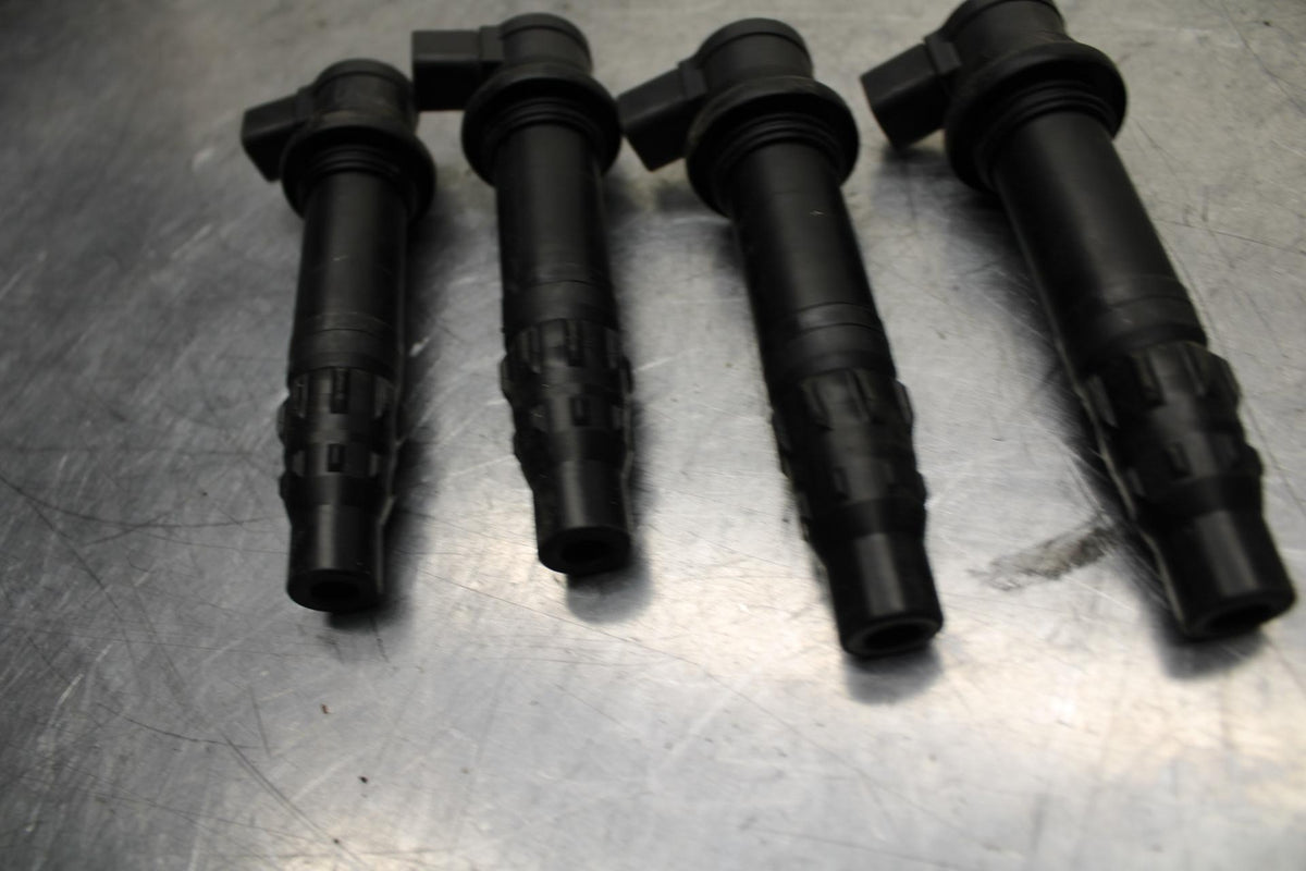 23-24 KAWASAKI ZX4R ZX 4RR ZX 4 RR ZX4 RR IGNITION COILS COIL SPARK PLUG  BB610