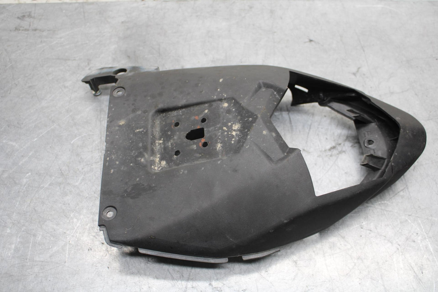 2009 Kawasaki Ninja ZX6R ZX600R REAR TAILLIGHT BRAKE LIGHT TRIM  BB548