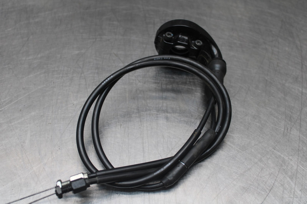 13 YAMAHA YZF R1 THROTTLE CABLE LINE HOUSING GUIDE BB781