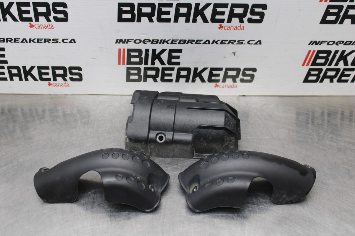 19 MOTO GUZZI V7 III SIDE COVERS COWLS PANELS TRIM SET  BB831