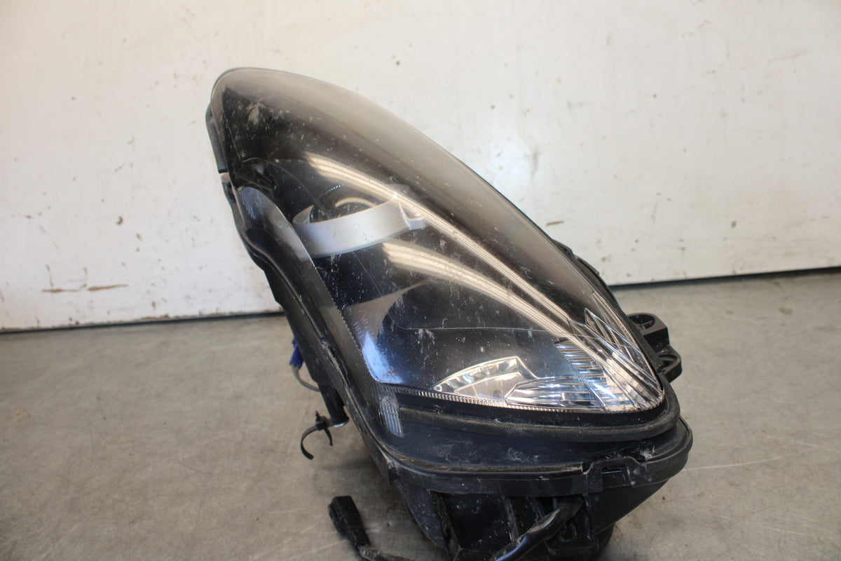 07-08 YAMAHA YZF R1 FRONT LEFT HEADLIGHT HEAD LIGHT LAMP 4C8-84303-41-00 BB675