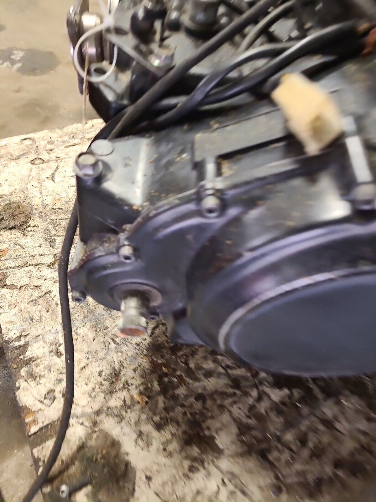 1977 Yamaha XS750 ENGINE MOTOR BB554
