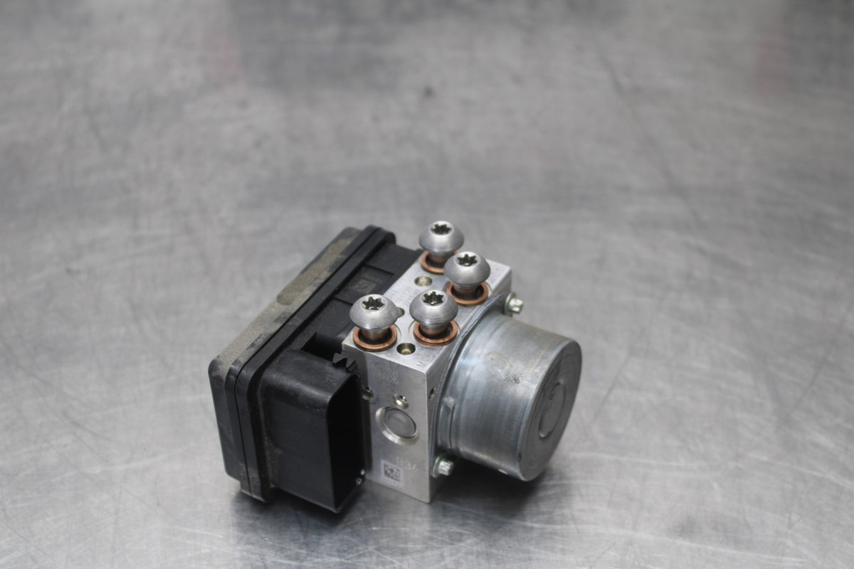 20-23 BMW F900R ABS PUMP UNIT MODULE BB923