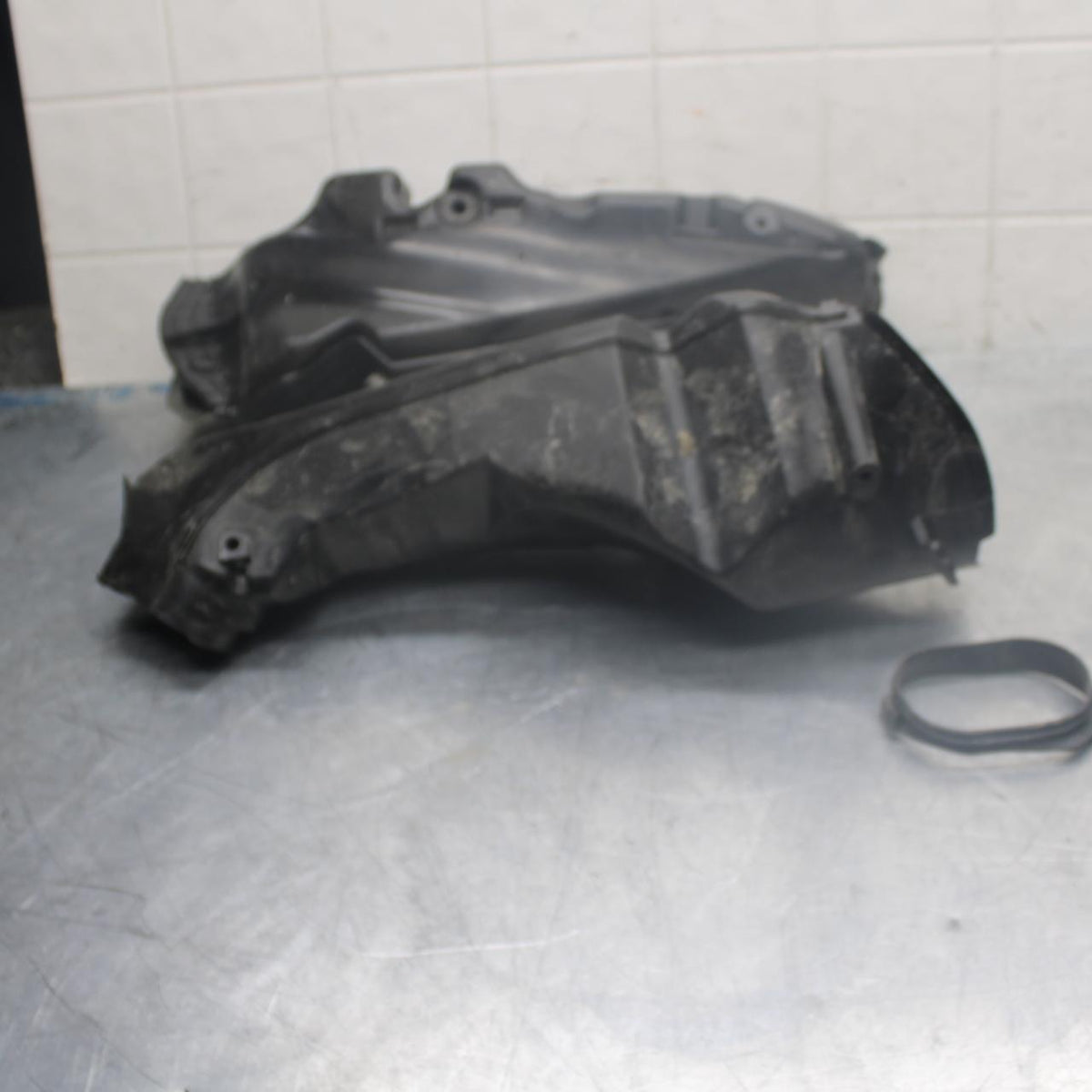 15-21 SUZUKI GSXR600 RIGHT LEFT AIR INTAKE DUCTS BB460