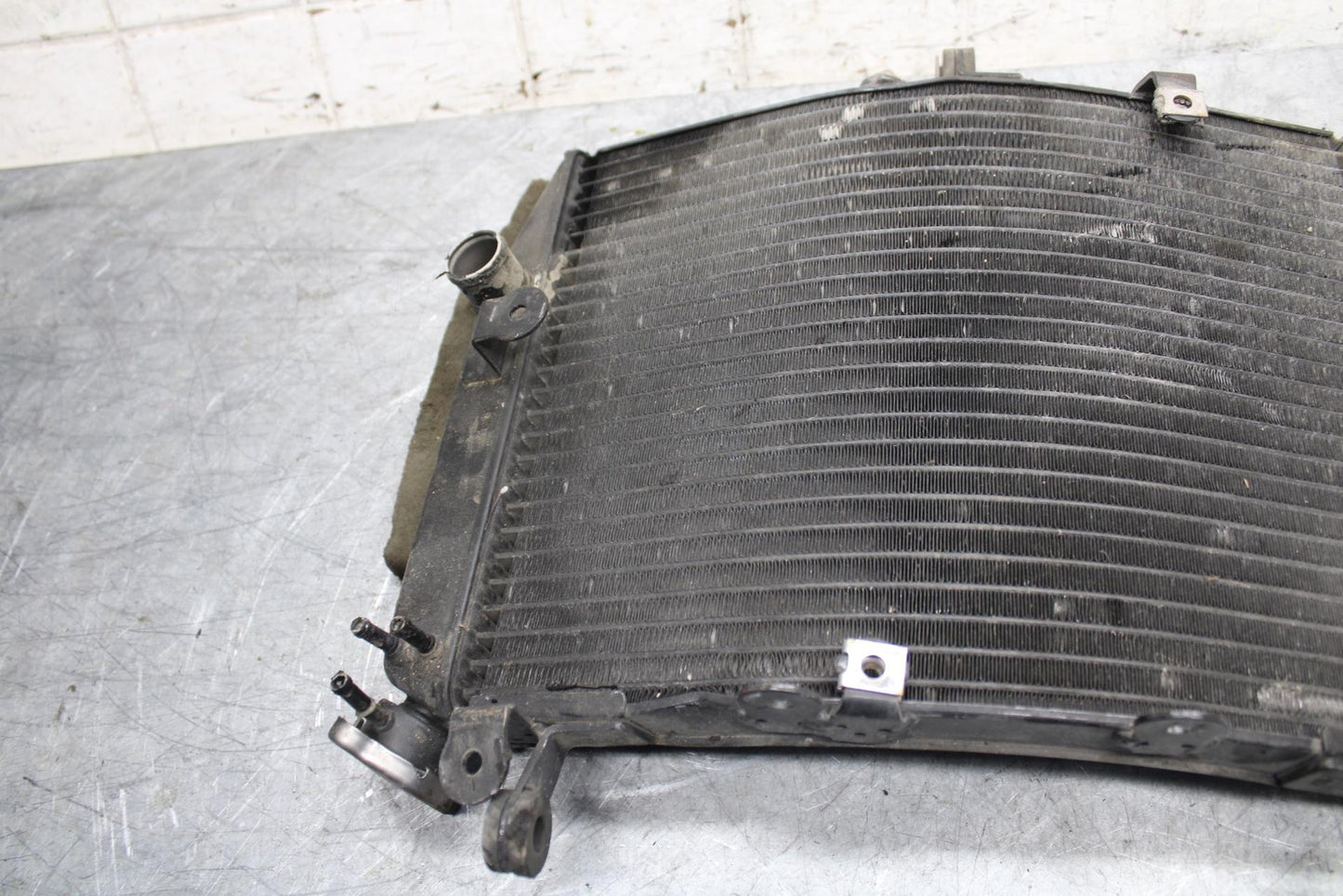 2003 Yamaha YZF R6 ENGINE RADIATOR MOTOR COOLER COOLING RADIATER BB539