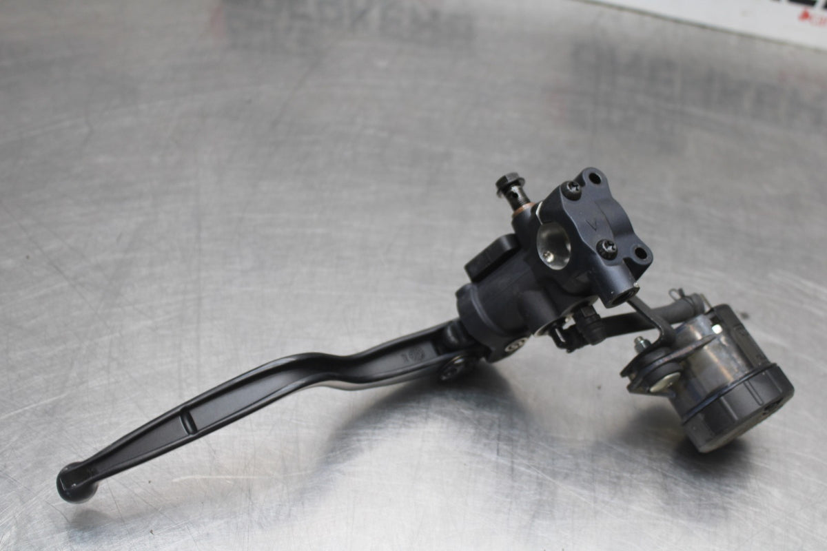 22 HARLEY-DAVIDSON PAN AMERICA 1250 FRONT BRAKE MASTER CYLINDER w/ LEVER BB910