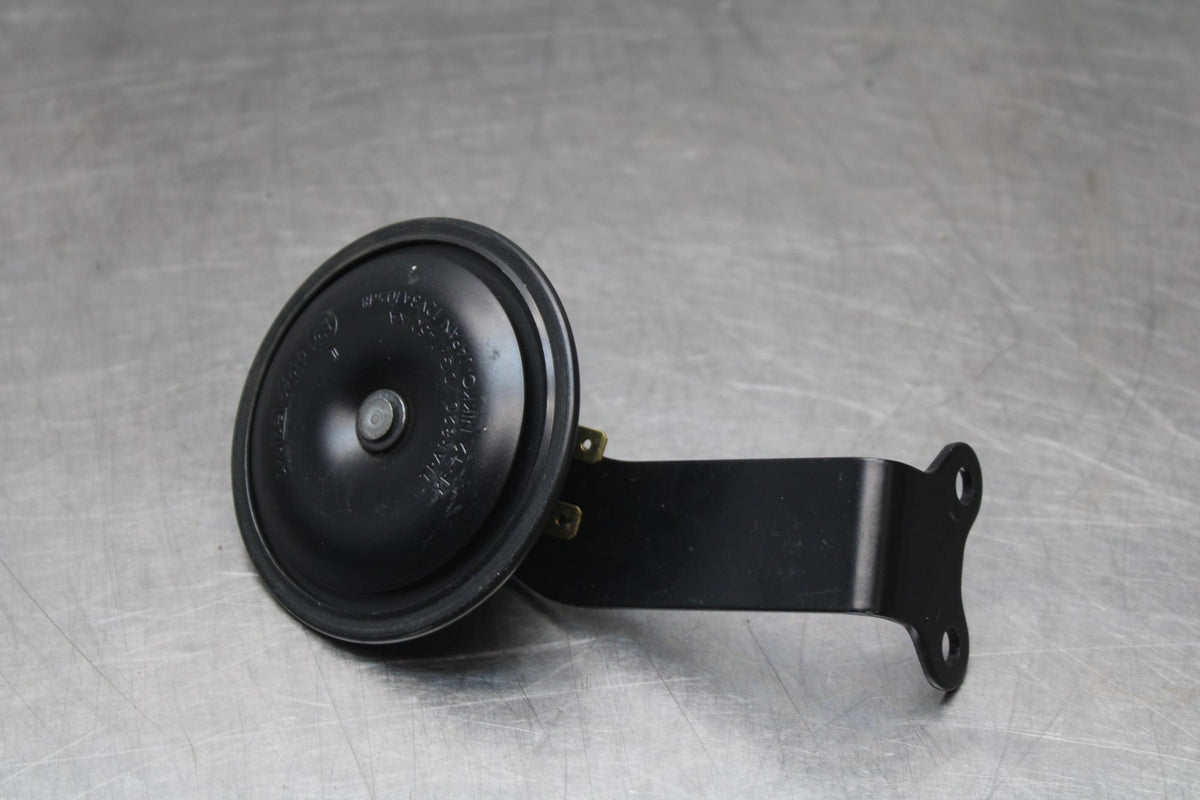 11-24 SUZUKI GSXR750 HORN SIGNAL BB630