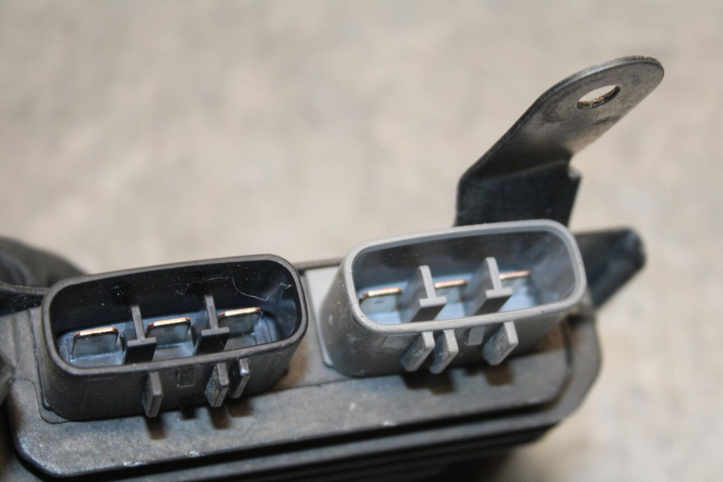 09-12 KAWASAKI NINJA ZX6R RECTIFIER VOLTAGE REGULATOR 21066-0028 BB617